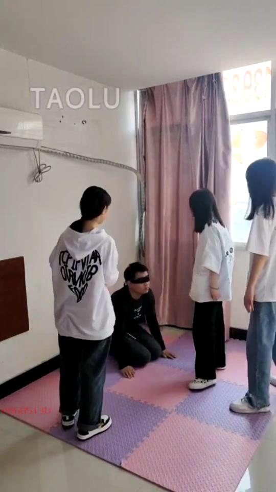  M 3 Amateur Sisters Bully And Beat The Dog