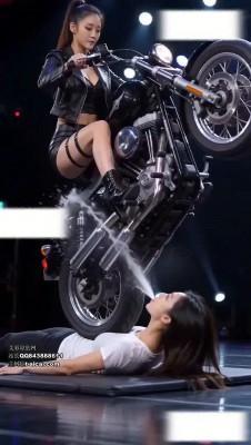 A compilation of stage stomping performances (Part 1)